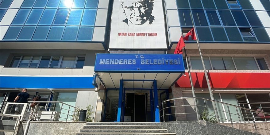 MENDERES BELEDİYESİ'NDE 250 BİN DOLARLIK RÜŞVET İDDİASI. İŞADAMI POLİSE BAŞVURDU