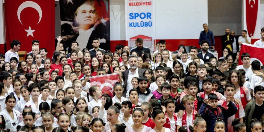 BAYRAKLI'DA 23 BRANŞTA 25 BİN SPORCU VAR