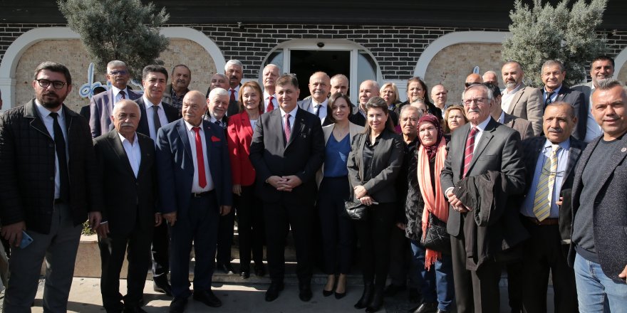 CHP KONAK ADAYI MUTLU EMEKLİLER VE SENDİKALAR İLE BULUŞTU