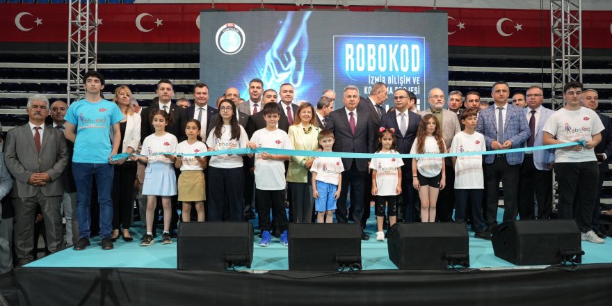İZMİR'DE ROBOTİK KODLAMA ŞENLİĞİ