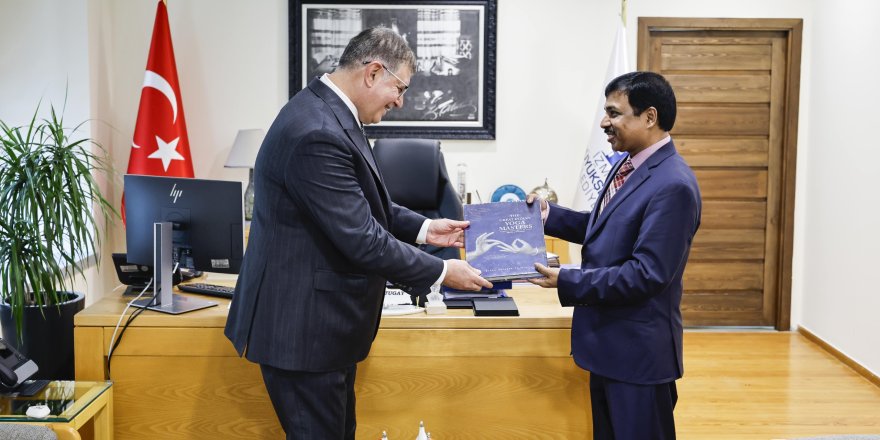 İZMİR İLE HİNDİSTAN ARASINDA KÜLTÜREL İLİŞKİLER GÜÇLENİYOR