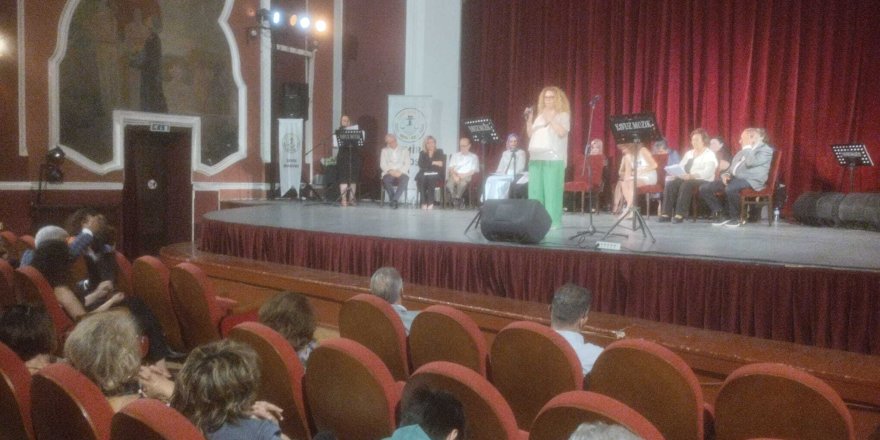 İZMİRLİ BAROSU AVUKATLARINDAN SANAT DOLU GECE