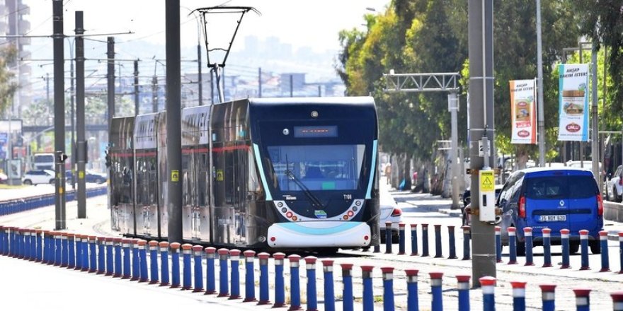 İZMİR'DE YENİ BİR GREVİN AYAK SESLERİ