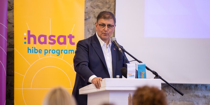 CEMİL TUGAY: “İZMİR'E KÖTÜ DEMEK İÇİN KÖTÜ BİR İNSAN OLMAK LAZIM ”