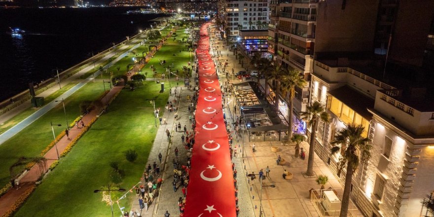 9 EYLÜL İZMİR'DE COŞKU İLE KUTLANACAK