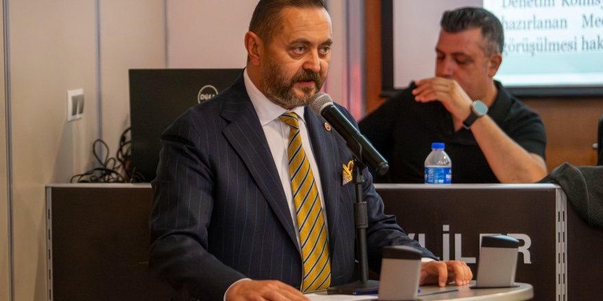 AK PARTİLİ ÜNAL: 'KARŞIYAKA BELEDİYESİ'NDE HAK ARAYAN MEMURLARA CADI AVI BAŞLATILDI'