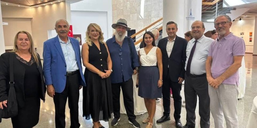 İZMİR'DE KENTSEL DÖNÜŞÜM MASAYA YATIRILDI...KENTİ Mİ KENTLİYİ Mİ DEĞİŞTİRİYOR