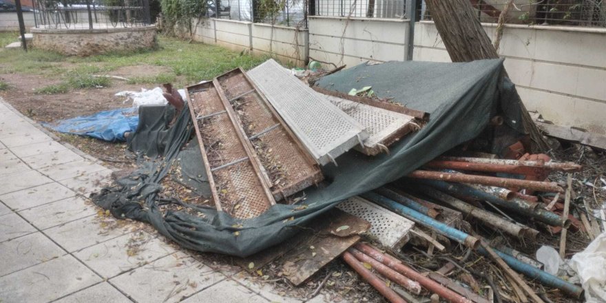 YER KARŞIYAKA. CUMHURİYET BAYRAMINA 4 GÜN KALA. GAZİ MUSTAFA KEMAL'İN ANNESİNİN EVİ.