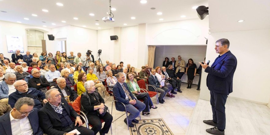 CEMİL TUGAY TABİP ODASI'NDA KONUŞTU