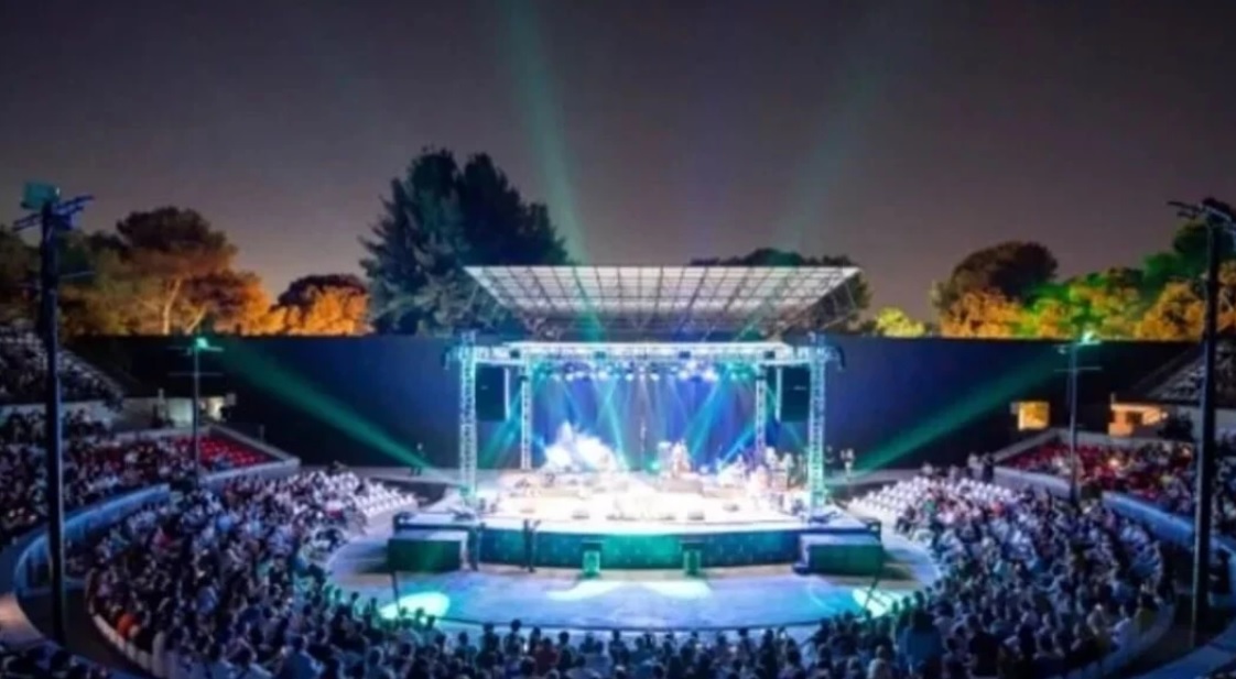 İzmir'de Bu Hafta Müzik Şöleni Var!