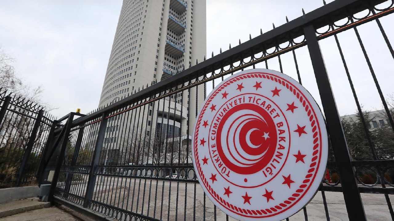 Resmi Gazete'de yayımlandı: Ticaret Bakanlığı'ndan 422 firmaya izin çıktı