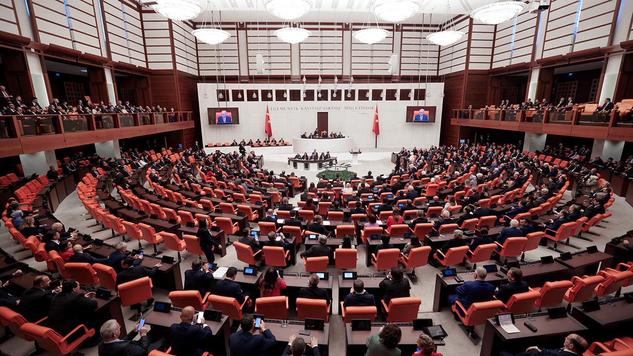 'TERÖRSÜZ TÜRKİYE' DÜZENLEMESİ İMZAYA AÇILDI!