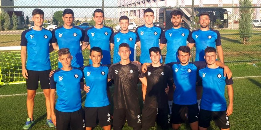 ALTAY’DA GENÇLER FORMA İÇİN SAVAŞIYOR