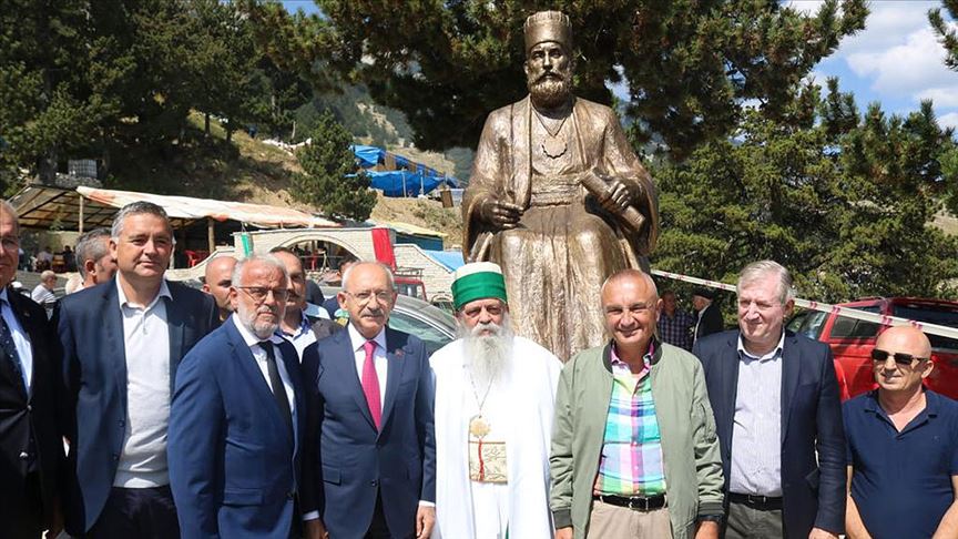 Kılıçdaroğlu Arnavutluk'ta Tomor Dağı Etkinlikleri'ne katıldı