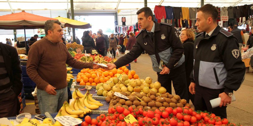 KARŞIYAKA'DA 'GÖNÜLLÜ ZABITA' DÖNEMİ BAŞLIYOR