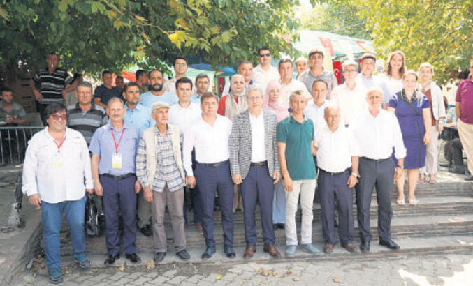 "Ege Üniversitesi Köyümüzde" projesi Çınardibi'ndeydi