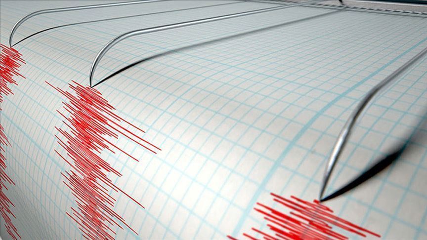 EGE DENİZİ'NDE DEPREM