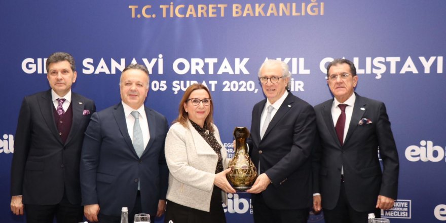 TİCARET BAKANI PEKCAN İZMİR'DE İHRACATÇILARLA BULUŞTU