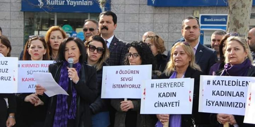 CHP KONAK İLÇE KADIN KOLLARI'NDAN '8 MART' AÇIKLAMASI