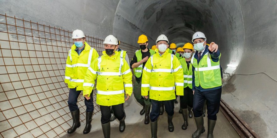 KEMAL KILIÇDAROĞLU İZMİR'DE METRO YAPIM ÇALIŞMALARINI İNCELEDİ