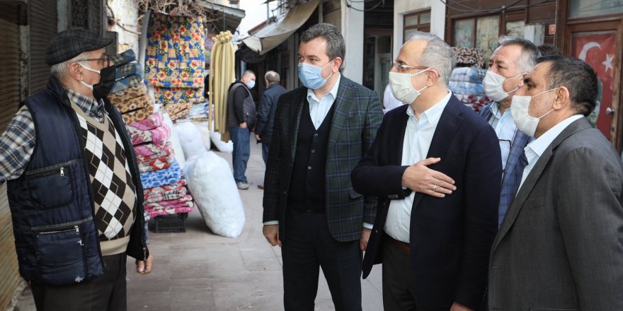 AK PARTİ İZMİR İL BAŞKANI SÜREKLİ:' ESNAFA DESTEĞİMİZ HİÇ SÖZDE KALMADI'