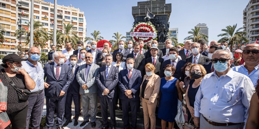 CHP İZMİR'DEN 30 AĞUSTOS KUTLAMASI