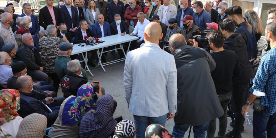 AK PARTİ İZMİR KARABAĞLAR'DA VATANDAŞLARLA BİR ARAYA GELDİ