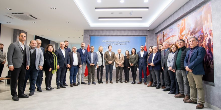 TUNÇ SOYER PARTİSİNİ ZİYARET ETTİ