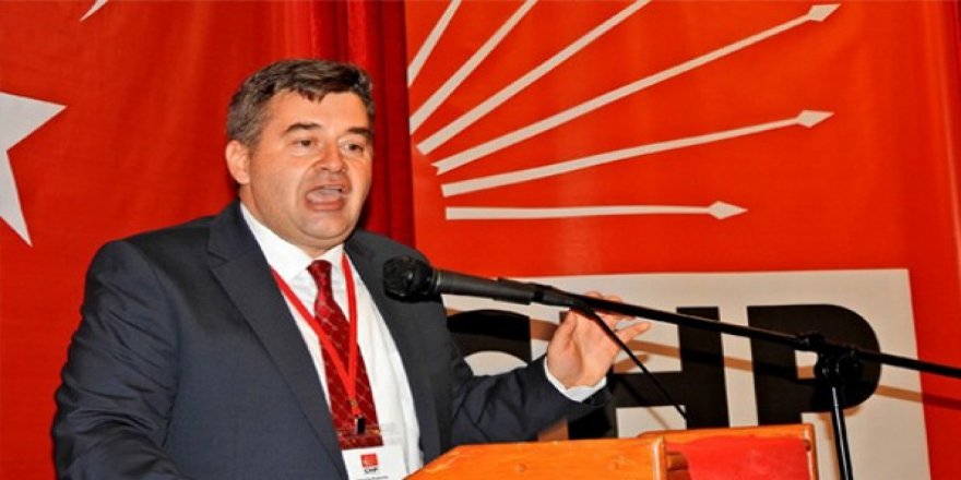 ÇEŞME'DE BÜYÜK KAVGA.. BELEDİYENİN VİLLASINDA OTURURKEN UTANMADIN MI?