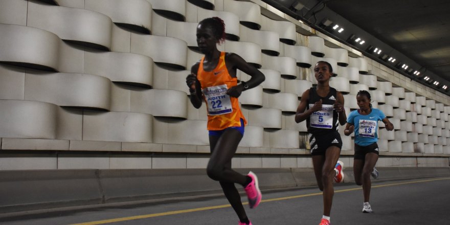 MARATONİZMİR İÇİN GERİ SAYIM BAŞLADI