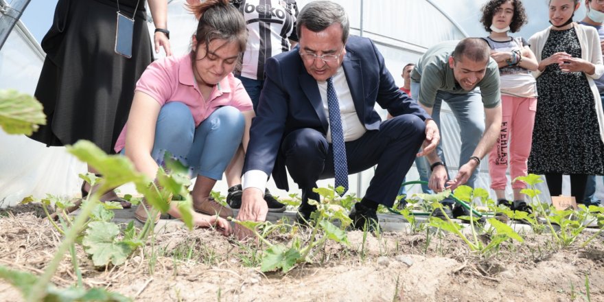 KONAK'IN ÖZEL ÇOCUKLARINA BAHÇE TERAPİSİ