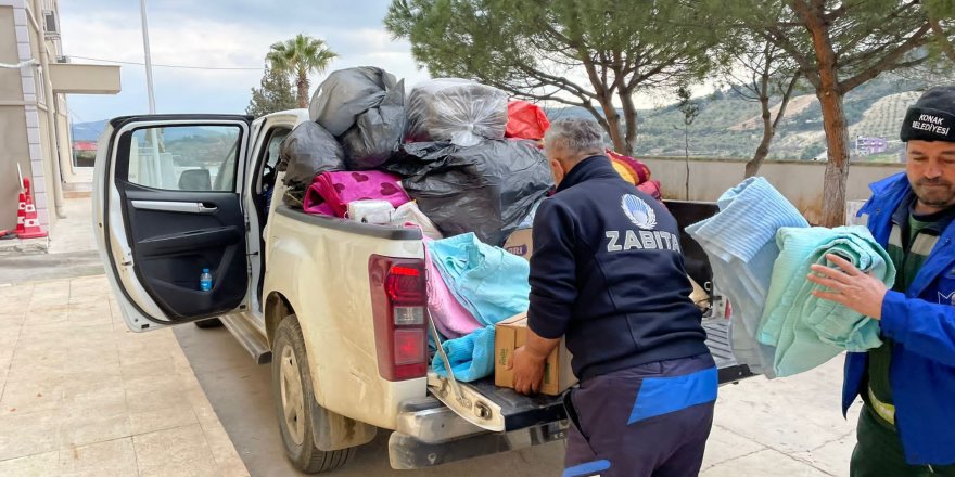 BAYRAKLILI MİNİKLERDEN DUYGULANDIRAN YARDIM