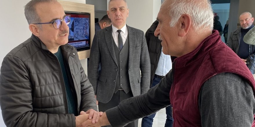 AK PARTİLİ SÜREKLİ ÜÇ İLÇEYİ GEZDİ, AÇIKLAMALARDA BULUNDU