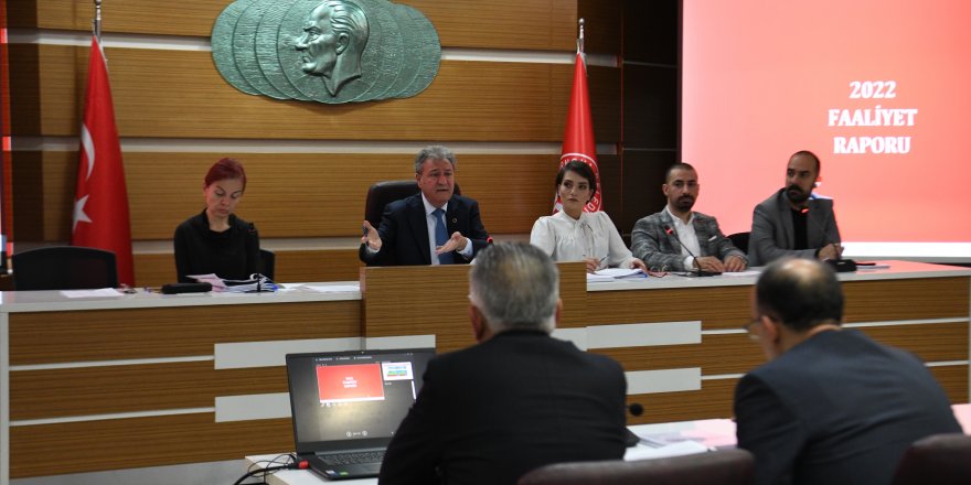 BORNOVA BELEDİYESİ'NİN FAALİYET RAPORU ONAYLANDI