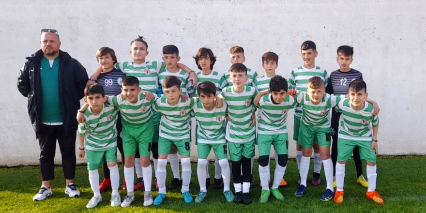 U12 CUP'TA BORNOVA RÜZGARI