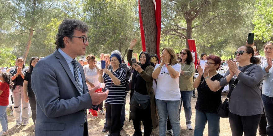 ATATÜRK'E FAŞİST DİYEN CHP İZMİR ADAYI YÜKSEL OY İSTEDİ