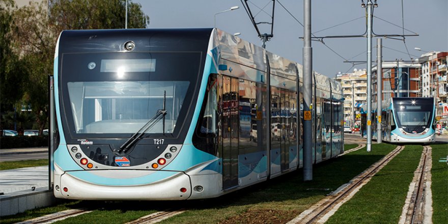 23 BİNE ANLAŞTILAR. İZMİR METRO VE TRAMVAYDA GREV BİTTİ