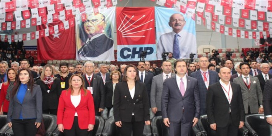 CHP İZMİR'DE 16 İLÇEYE YENİ BAŞKAN GELDİ