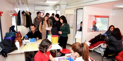 9 EYLÜL'DEN ÖRNEK DAVRANIŞ..BİR GÜNDE 175 KÖK HÜCRE BAĞIŞI YAPTILAR