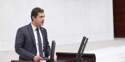 CHP'Lİ YÜCEL: '5 BİN LİRA EMEKLİYE SUS PAYIDIR'