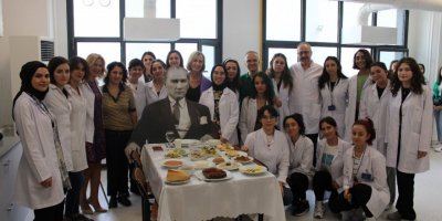 KURU FASULYE, ETLİ BAMYA, GÜL REÇELİ. ATATÜRK'ÜN SEVDİĞİ YEMEKLER EGE ÜNİVERSİTESİ'NDE