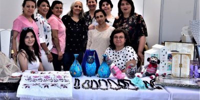 BORNOVA BELEDİYESİ KURSİYERLERİNİN YIL SONU HEYECANI