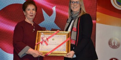 AK PARTİLİ ÇANKIRI TÜRKİYE'NİN İLK KADIN BAKANINI UNUTMADI