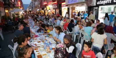 KARŞIYAKA İFTARDA BULUŞTU