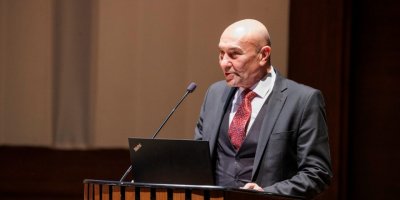 TUNÇ SOYER: CESUR ADIMLAR ATMALIYIZ' 4 YIL GEÇTİ AT O ZAMAN