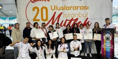 İSTANBUL MUTFAK GÜNLERİNE İZMİRLİ ÖĞRENCİLER DAMGA VURDU