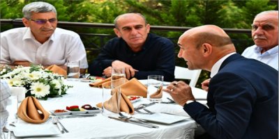 SOYER'DEN MUHTARLARA: 'MAHALLELERİNİZİN İHTİYACI ANINDA ÇÖZÜLECEK'