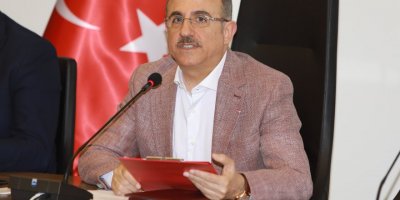 AK PARTİ İZMİR'DE İL YÜRÜTME KURULUNU BELİRLEDİ..İŞTE O İSİMLER