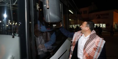 HAMZA DAĞ’DAN BELEDİYE ŞOFÖRÜNE: “BERABER ÇALIŞACAĞIZ”