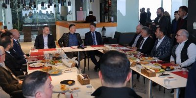 AK PARTİ İZMİR BÜYÜKŞEHİR ADAYI DAĞ: “İZMİR’İ DÜNYANIN TİCARET MERKEZLERİNDEN BİRİ YAPACAĞIZ”